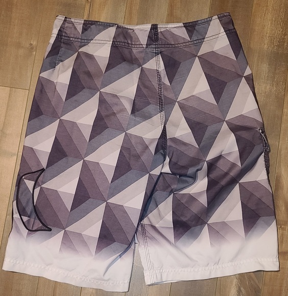 Grey Billabong Shorts - Picture 2 of 2